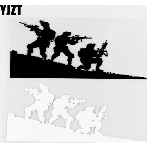 YJZT 8.3×17.1CM Soldiers With Weapons Car Sticker Creative Decoration Body Fashion Vinyl Decal Black / Silver 20C-0241