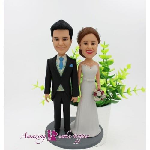 2019 AMAZING CAKE TOPPER Married, happy, simple wedding dress Toys Custom Polymer Clay Figure From Pictures