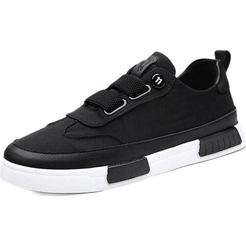 Mens Skateboarding Shoes High Top Sneakers Breathable Canvas Sports Shoes Students Shoes Street Walking Shoes Chaussure Homme