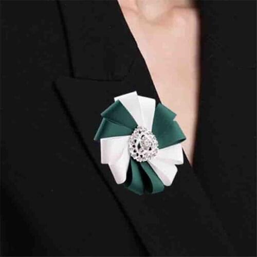 Round Flowers Brooches For Women Colorful Ribbon Silk Brooches Jewelry Rhinestone Heart Coat Suit Shirt Collar Pins Accessories