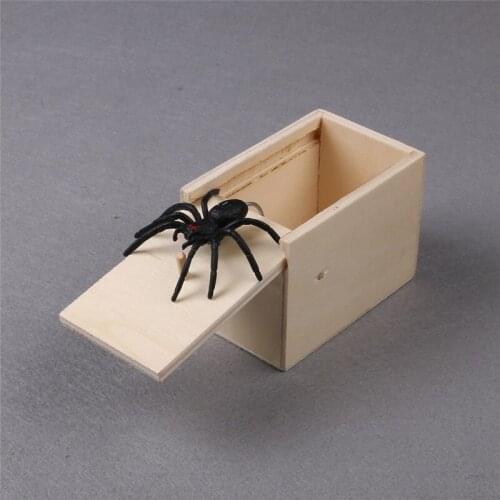 1pcs Spider Scare Box Case Magic Tricks Street Close up Magia Magician Mentalism illusion Gimmick Prop Joke Toy Scare Box Magie