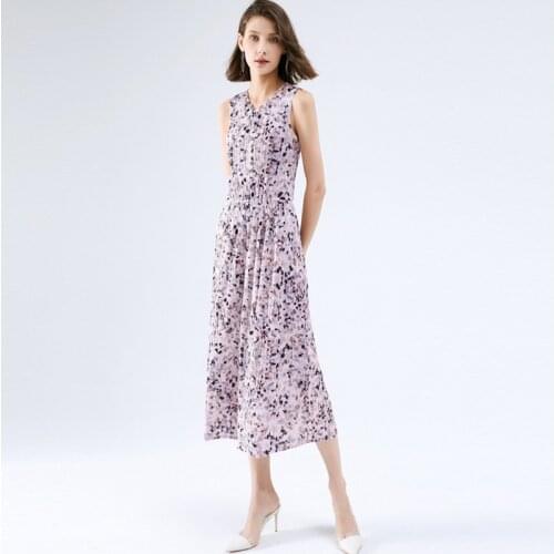 Issey miyake pleated floral elegant dress summer 2021 new fashion two-piece a-line v-neck temperament skinny long women dress