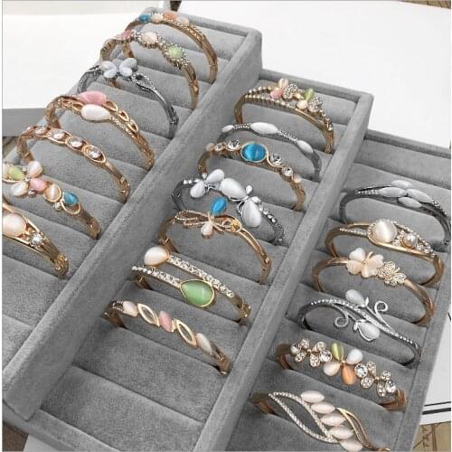 Wholesale Opal Stone Beaded Pendant Bracelets and Bangles Fashion Women Heart Flower Charm Bracelet Jewelry Accessories