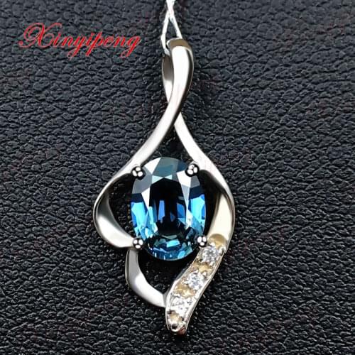 18k white gold with natural sapphire pendant female Fashion and personality blue Simple