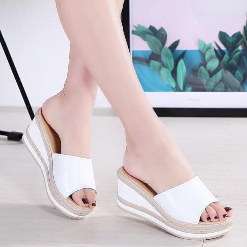 Akexiya Summer Women Slippers High Quality Leather Thick Sole Slippers Female Platform White Straw Slides Woman Wedge Flip Flop