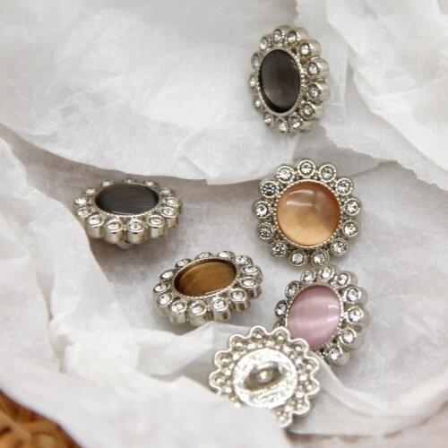 Vintage Round Rhinestones Metal Women Shirt Decorative Buttons For Clothing Dress Sweaters Sewing DIY Accessories Wholesale
