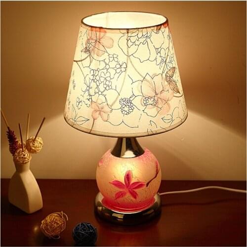 Modern rural ceramic bedroom bedside desk reading creative personality wedding pink girl nursing led warm desk lamp