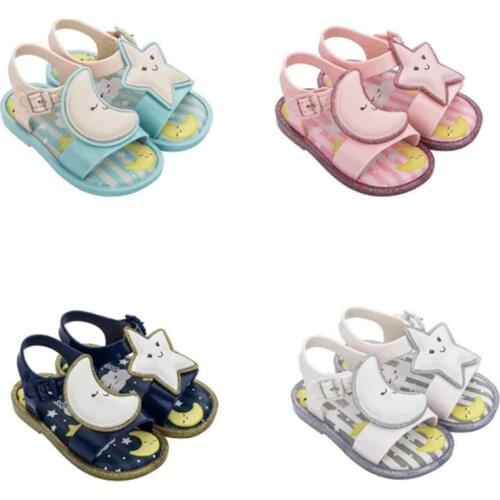 2020 New Mini Melissa Jelly shoes Girl and boy fashion Summer sandal Moon Star Childrens Non Slip flat sole beach shoes HMI006