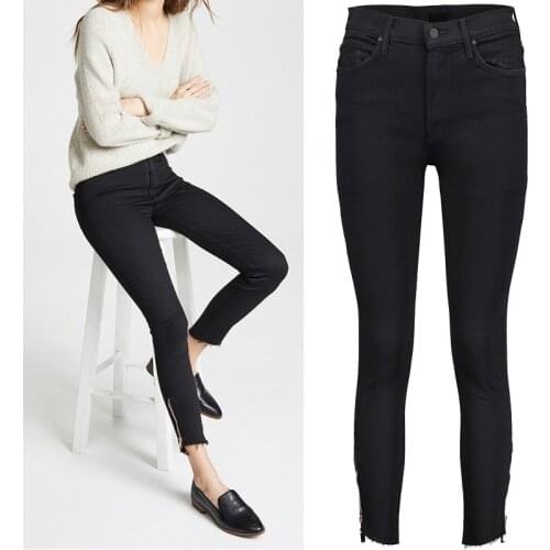 Black High-waisted Slim Cropped Jeans with Irregular Frayed Edges on The Trousers Zipper Woman Pants