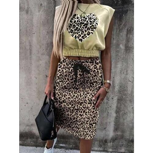 Summer womens Sleeveless Top Skirt Suit Temperament Commuter Style Polyester 2021 Trendy Leopard Print Fashion and Comfort