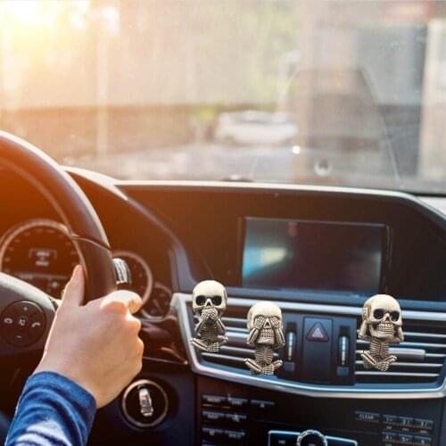 AT69 -3Pcs/Set Car Skull Diffuser Car Perfume Air Freshener Vent Clip Resin Car Swing