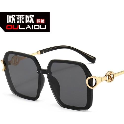 New arrival 2021 futuristic sunglasses women men big square fashion logo sunglasses oversized festival oculos de sol feminino
