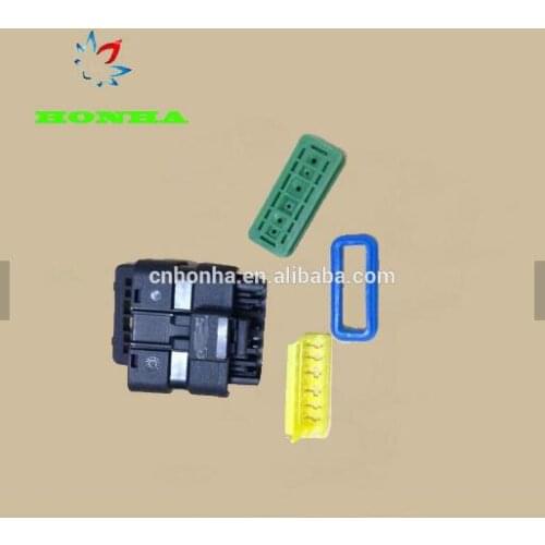 DJ7067Y-1.5 2.8-21 High Quality PA66 FCI auto 6 pins female harness connector for toyota wire connector