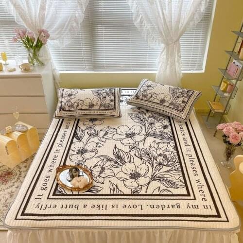 Summer Cool Sleeping Mat Anti-skid Bed Mat Latex Skin-friendly Bed Protection Pad Washable Sleeping Mat Dustproof Bedspread