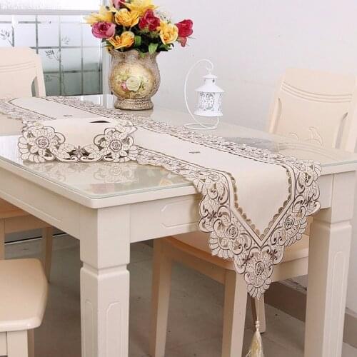 Pastoral Embroidery Hollow Flower Table Runner Mat Embroidered Floral Cutwork Tablecloth Covers Rectangle Flower Table Runners
