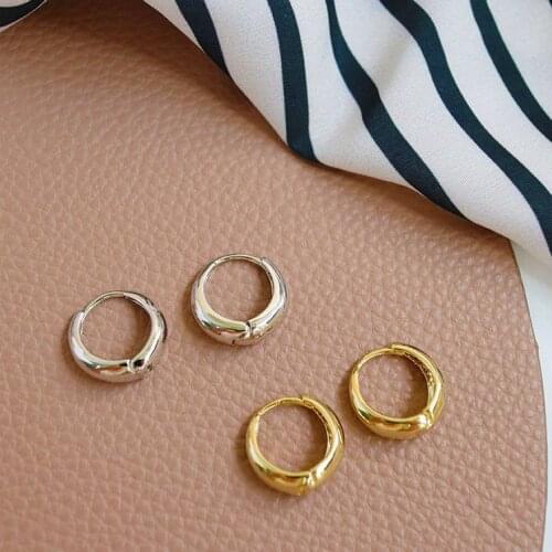 Small Earrings Women New Fashion Gold Ear Jewelry Simple Smooth Mini Piercing Round Earring Girls Vintage Classic Daily Earings