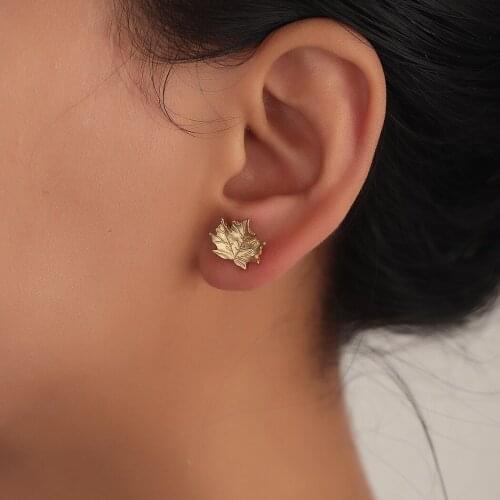Canada Maple Leave Stud Earrings For Women Autumn Mini Post Earrings Vintage Handmade Birthday Anniversary Jewelry Gift