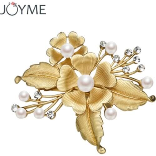 2017 New Hot Fashion Vintage Gold Flower Big Hairgrips White Pearl Crystal Hair Clip For Women Head Accessories Charm Jewelry