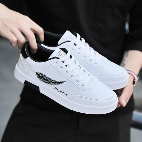 2020 Spring And Autumn New Small White Shoes Breathable Korean Version Wild Casual Sports Flat Low-top Mens Board Shoes