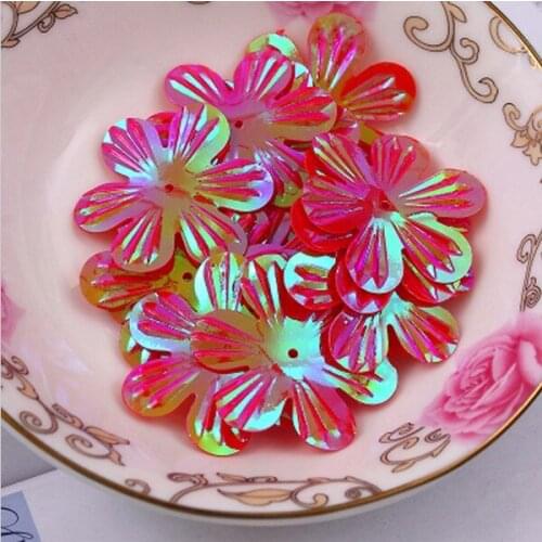 220pcs/lot 30mm Flower Sequins Six Petals With 1 Center Hole Clothing DIY Dress Accessory Sewing Materials Red AB Confetti