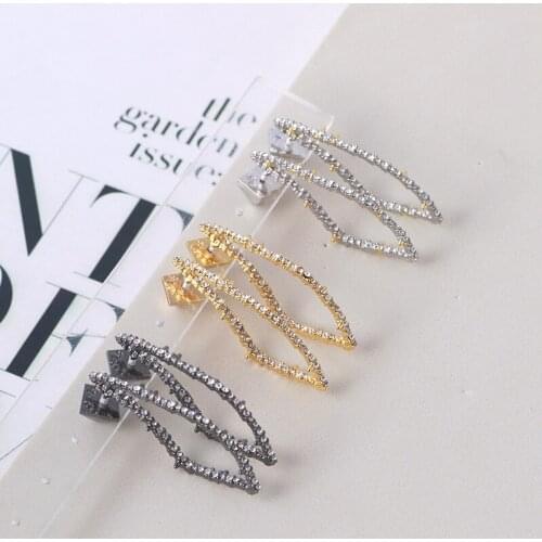 European and American simple hollowed out geometric wing shape inlaid sparkle earrings earrings for women
