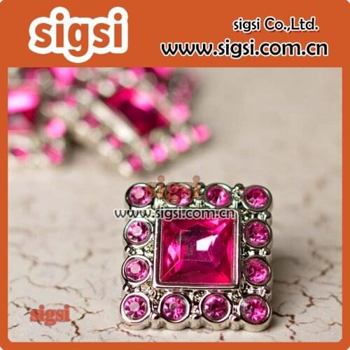 High quality pink square dazzling crystal acrylic rhinestone button for garniture