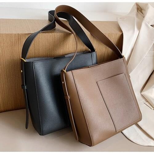 HISUELY Women Bucket Bags female PU Leather Handbags Crossbody Bags for Women 2021 Trendy Fashion Solid Color Shoulder Hand Bag