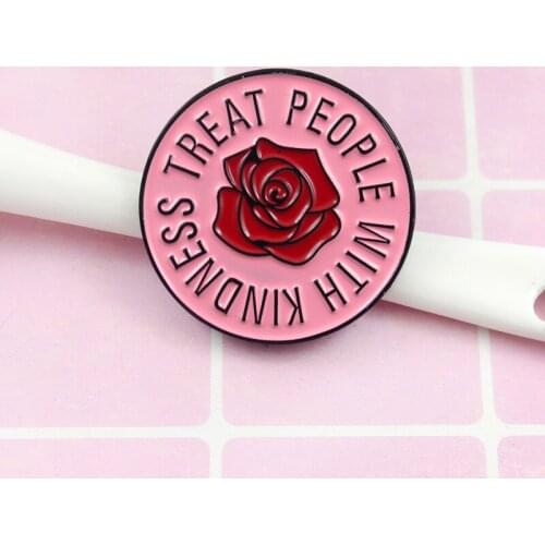 Womens Gorgeous Rose Brooch Pin Simple Fashionable Cartoon Appeal TREAT PEOPLE Friend Gift Badge Exquisite Alloy Paint Jewelry