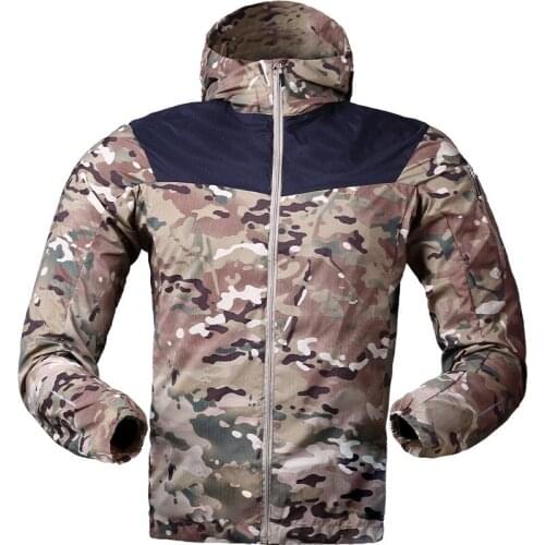 Summer Sports Sunscreen Thin Windbreaker Men Outdoor Climbing Camping Hunting Breathable Waterpooof Tactical Camo Jacket Coat