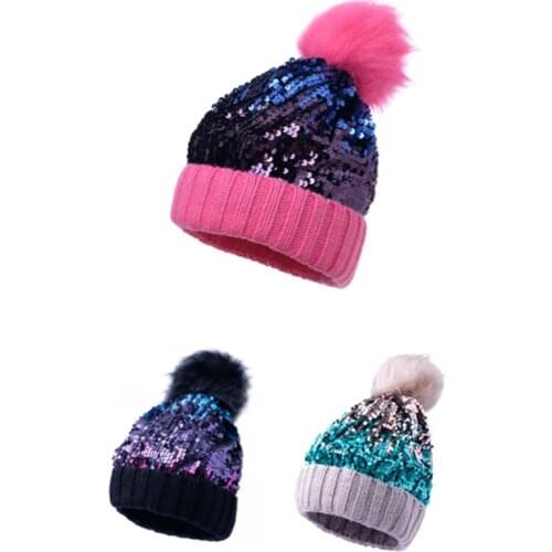 New autumn and winter sequined knitted hat ladies fur ball fashion thick winter hat Baotou sequined woolen hat