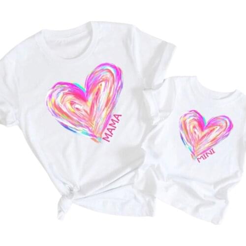 Family Matching Outfits Mom Baby Mommy and Mini Tee-shirt Painted Love Mother Daughter T-shirts Summer Clothes Woman Girls Top