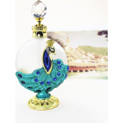 30ml Vintage Metal Perfume Bottle Peacock Glass Essential Oil Bottles with Glass Dropper Wedding Decoration Gift