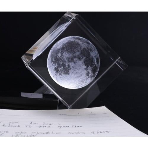 6*6*6CM Crystal Home Decor Ornaments 3D Laser Engrave Moon Model Paperweight Gift Fengshui Crafts Home Decoration Accessories