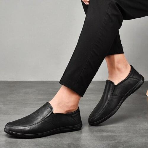 2021 New Men Fashion Comfortable Moccasins Summer Shoes Genuine Leather Loafers Men Breathable Comfy Casual Driving Shoes