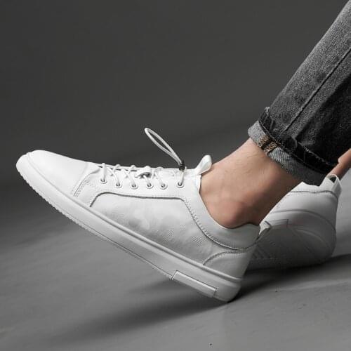 Mens Casual Shoes Hot Sale Sapatos Casual Man Shoes Men Leather Leisure Fashion Sneakers Spring Black Mens 2020 Sport Sneaker