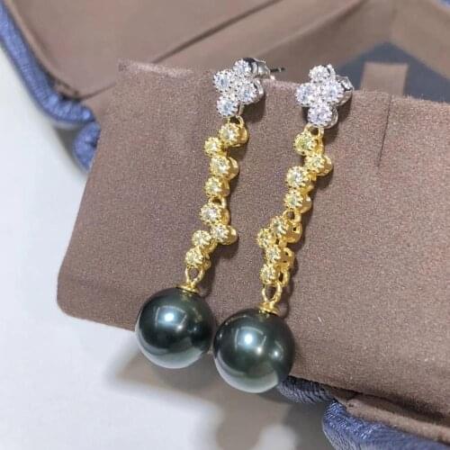 Dangle Earrings Missing Cat China