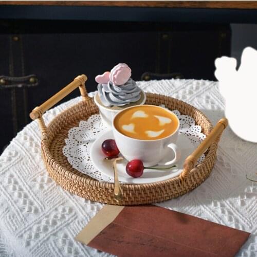 Rattan Handwoven Round Severing Tray Food Storage Plate With Wooden Handles Wicker Basket For Breakfast Drink Fruit Coffee Tea