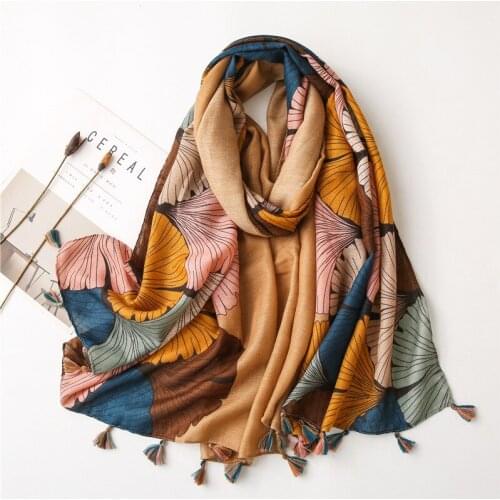 High Quality Flower Print Cotton Linen Neckerchief Fashion WOMAN BRAND SCARF Shawls and Wraps Summer Tassel Sunscreen Scarves