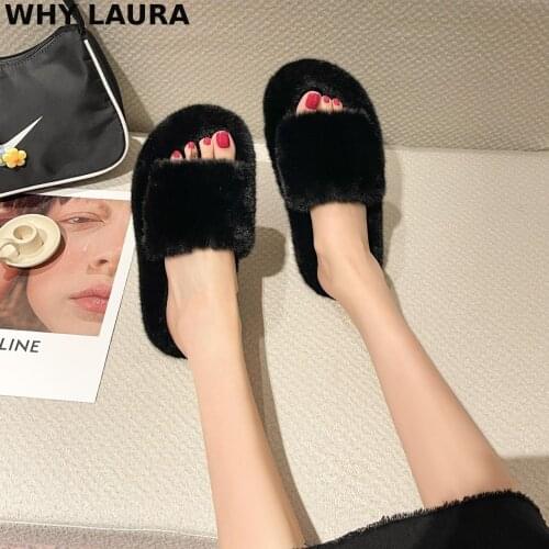 WHY LAURA Women's Moccasins