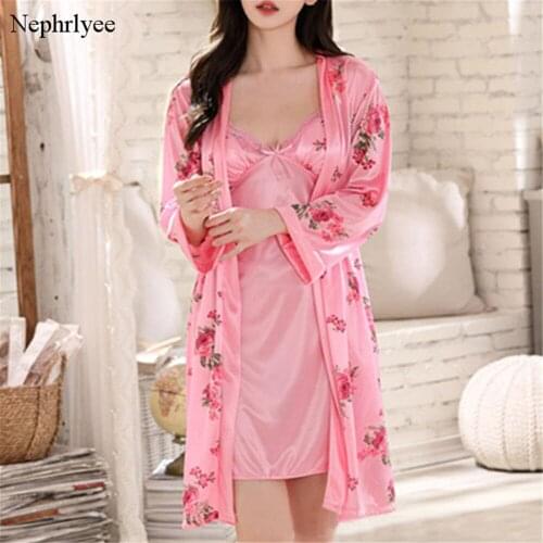 2PCS Sleepwear Female Pajamas Set Satin Pyjamas Sexy Robe Sets Bridal Wedding Nightwear Rayon Homewear Nighty&Robe Suit SLP143