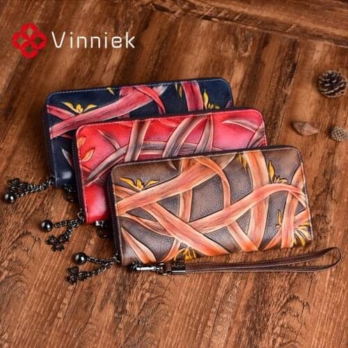 2020 New Women Wallets Genuine Leather Embossed Long Wallet Vintage Females Clutch Zipper Purses Flower Card Holder Coin Pocket