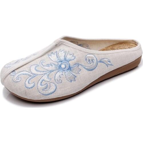 Women Slippers Peony Embroidered Linen Insole Round-toe Slippers Spring and Summer 2021 New Embroidered Shoes
