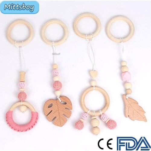 New 4Pcs DIY Baby Teether Wooden Animal Pacifier Pendants BPA Free Beech Baby Gym Accessories Pacifier Chain Teeth Pendant Toys