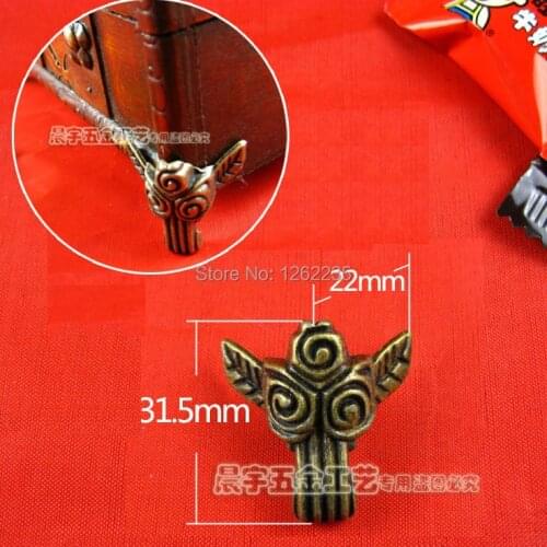 31.5*22mm Decorative gift box sides corner Antique wooden palette foot box buckle Hardware Alloy foot care