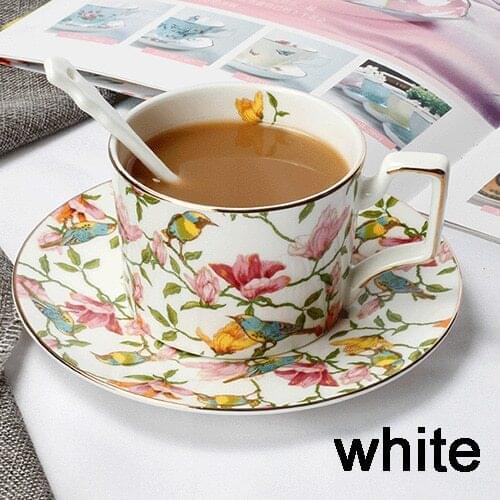 High Quality Bone Porcelain Coffee Cups Vintage Ceramic Cups On-glazed Advanced Tea Cups And Saucers Sets Luxury Gifts