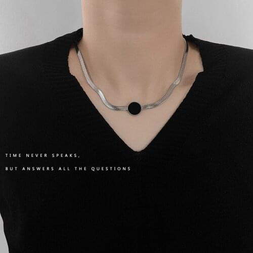 QiLuxy Stainless Steel Snake Chain Round Pendant Choker Necklaces for Women Fashion Gothic Necklaces Peaty Jewelry Gift