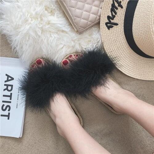 Summer feather slippers women Home Slippers Cute Soft Comfortable lady rubber sole sandal House Slippers beach flip flops