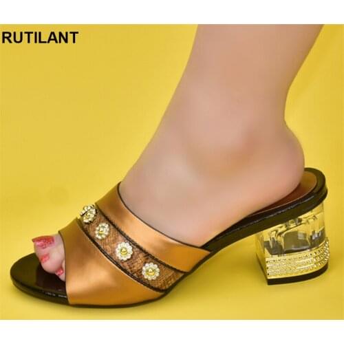 Latest Design African Women Wedding Shoes Decorated with Rhinestone Plus Size Women Shoes 42 43 Slip on High Heels Sexy Ladies