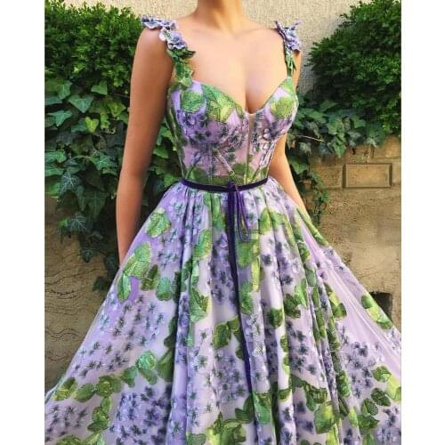 Elegant Design Summer Beach Prom Dresses A-Line Spaghetti Backless Runaway Red Carpet Gowns With Flower Appliques Ceremony