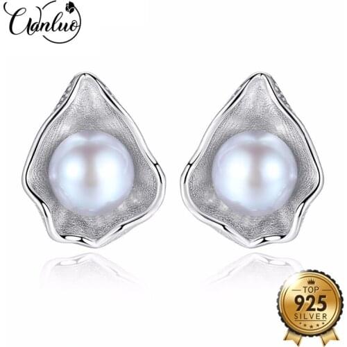 WL Charm Shell Design Pearl Jewelry 925 Sterling Silver Jewelry Fashion Gray Pearl Stud Earrings For Women Wedding Accessories